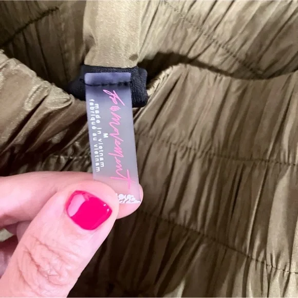 Free People NWT Medium The Way Home Shorts army free People movement - Picture 16 of 16